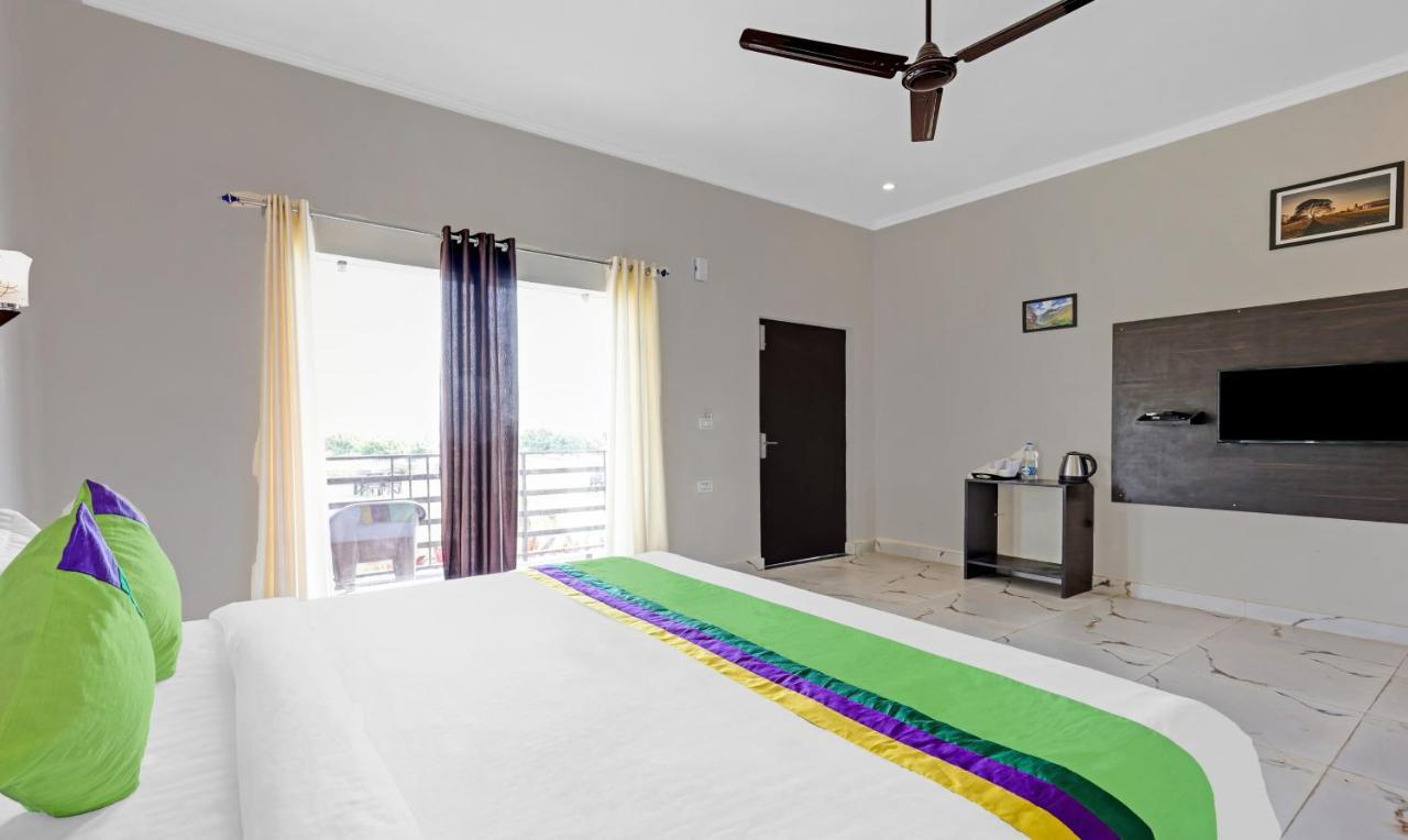רמנגר Treebo Kaira Resort With Pool View, 5 Km From Jim Corbett Jungle Safari מראה חיצוני תמונה